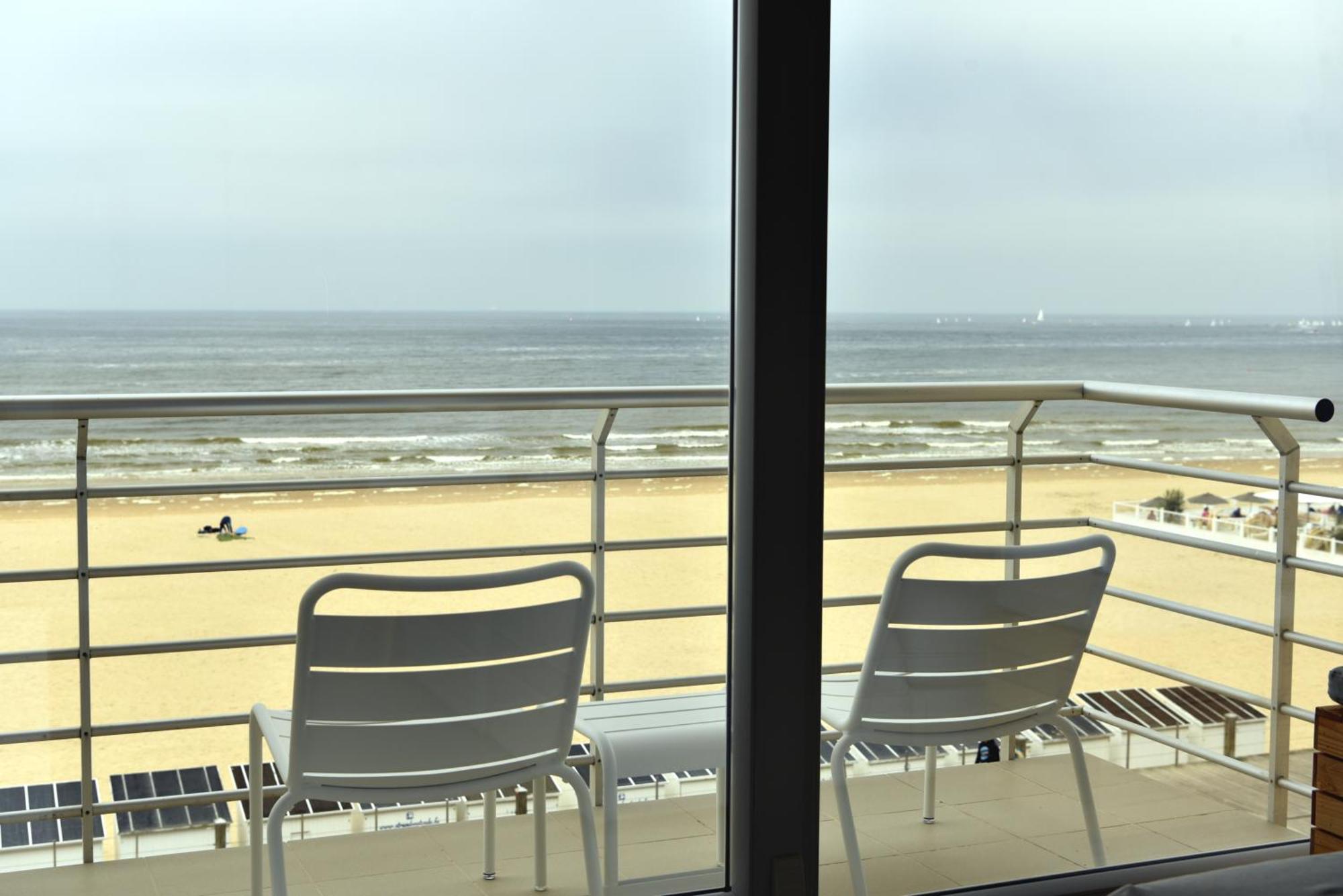 Ostend Sea View Apartment Exteriör bild